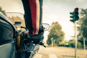 Our motorcycle accident attorneys in Lexington, KY report on Kentucky’s new safe-on-red law.